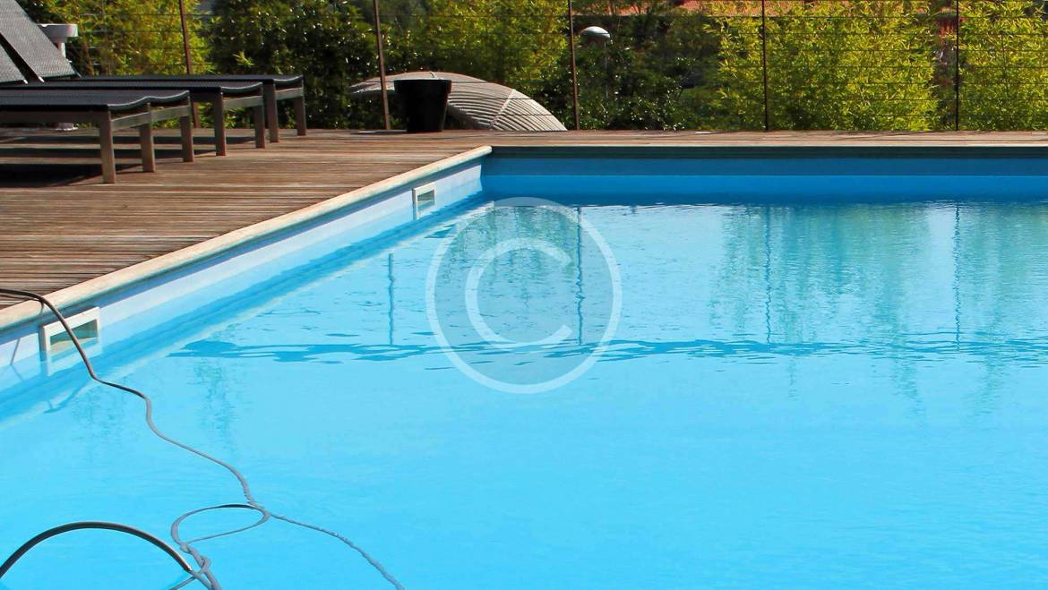 How to lower pH in pool